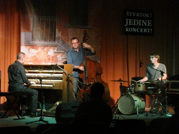 Jazzové zoskupenie Stefan Orins Trio v Prievidzi