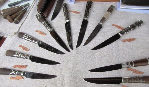 Ukážka nožiarstva a nožov vylievaných cínom