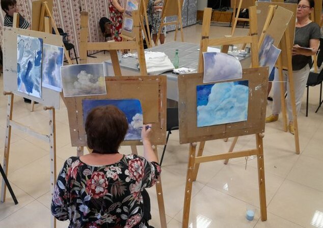 Učíme sa umeniu: Nebo - maľovanie oblakov (31. 5. 2022)
