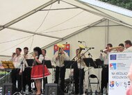 Vystúpenie českej dychovej hudby Hradčovjanka / moravská obec Hradčovice