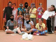 Divadlo štúrovskej mládeže (výroba bábok, maľovanie na tvár 10.7.2015)