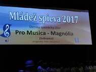 Slávnostné otvorenie prehliadky - hosť: Detský spevácky zbor Pro Musica - Magnólia zo Sobraniec (8.