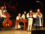 Detská ľudová hudba DFS Malý Vtáčnik – mladší muzikanti (Prievidza)