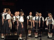 Detská spevácka skupina DFS Kornička - mladšie dievčatá (Trenčín)