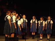 Detská spevácka skupina DFS Kornička - staršie dievčatá (Trenčín)
