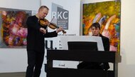 huslista Miroslav Baloga a klavirista Michal Dírer 