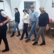 Účastníci sa naučili tance karpatských Nemcov, ktoré prezentoval Mgr. art. Martin Krigovský, tanečný