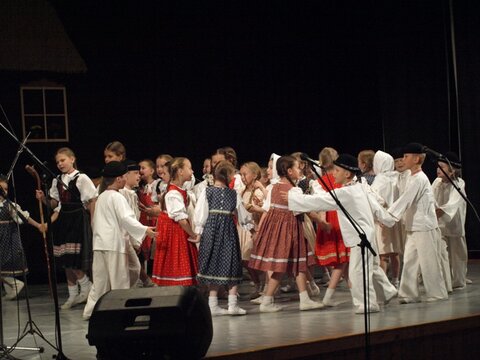 Vyhodnotenie krajskej prehliadky detských folklórnych súborov 2015