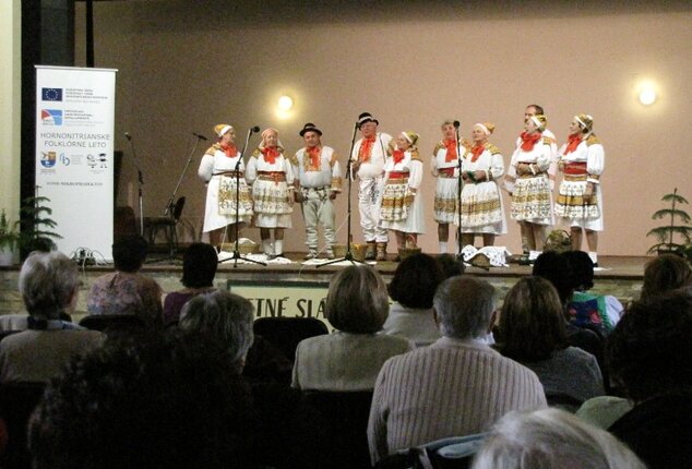 Vystúpenie folklórnej skupiny Strážovanka zo Zliechova