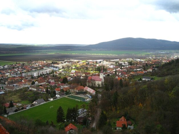 Výhľad z veže na Smolenice