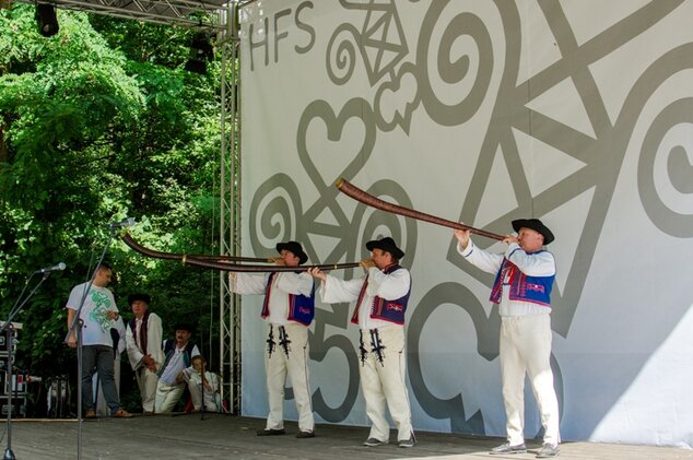 Fanfáry – trombity, folklórna skupina Hájiček