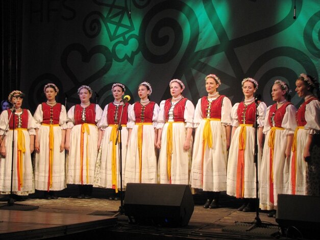 Vystúpenie folklórneho súboru Vagonár z Popradu (sobota 24. jún)