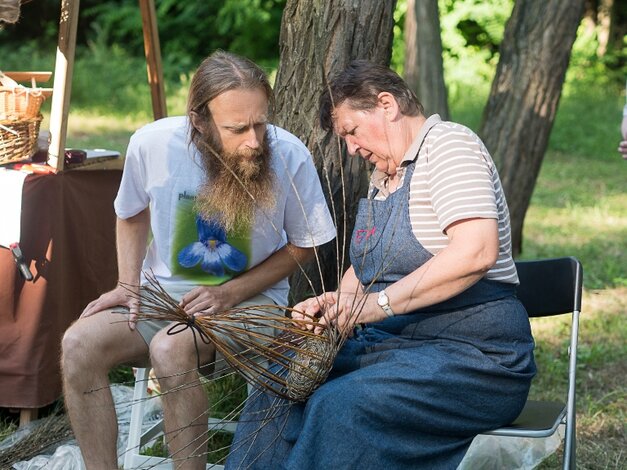 Jarmok ľudových remesiel - prezentácia a predaj ľudovo-umeleckých predmetov (28. - 29. 6. 2019)