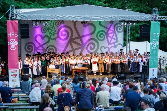 Stretnutie - program folklórnych skupín o liečiteľstve, mágii a porobeninách (29. 6. 2019 - druhý de