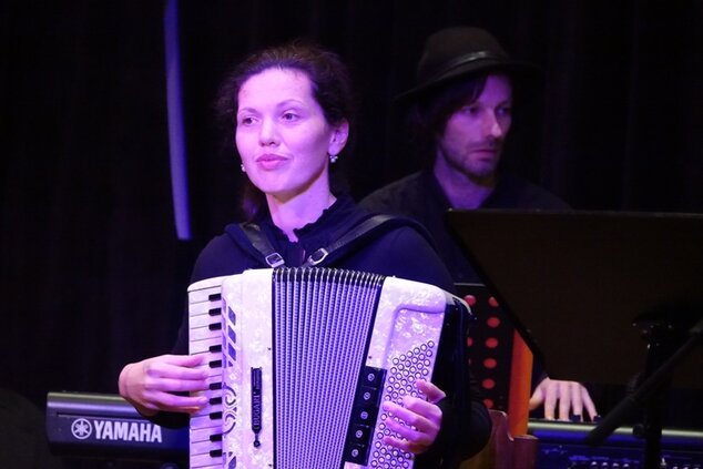 Snežana Jović-Werner – akordeón a Valér Miko - klavír