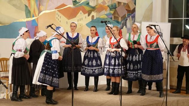 ZIMNÉ SLÁVNOSTI FOLKLÓRU - FSk Sielnica Lazany (1. 3. 2022, Kultúrny dom Pravenec)