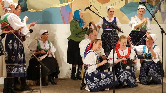 ZIMNÉ SLÁVNOSTI FOLKLÓRU - FSk Sielnica Lazany (1. 3. 2022, Kultúrny dom Pravenec)