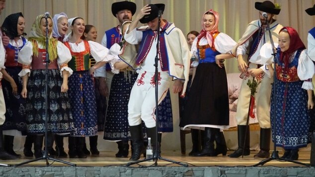 Nositelia tradícií: Folklórna skupina Lubená z Poluvsia (zlaté pásmo s postupom)