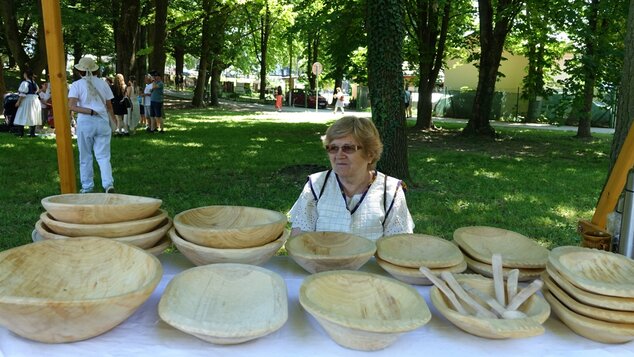 Sprievodný program: jarmok ľudových remesiel