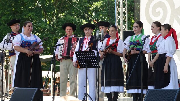 Mladé výhonky: program úspešných detských interpretov hudobného folklóru