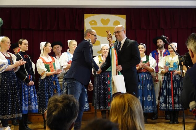 Odovzdanie richtárskej ferule