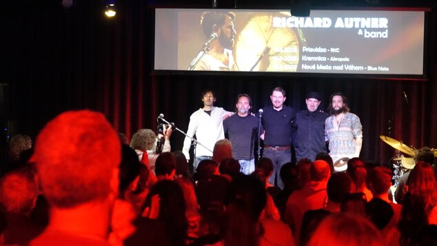 Standing ovation