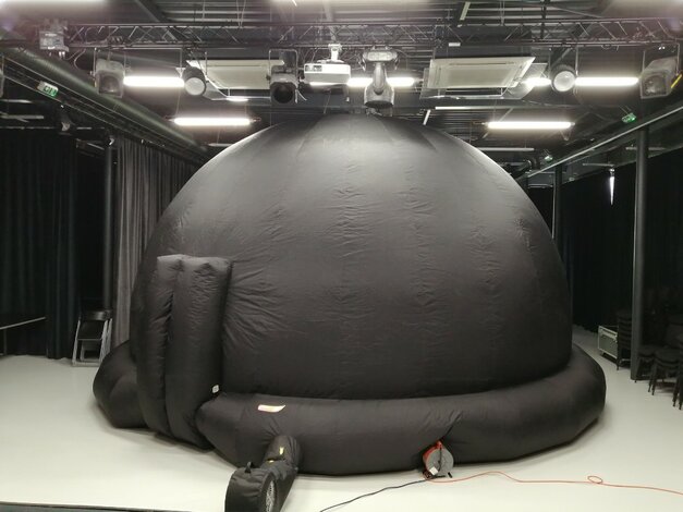 Mobilné planetárium