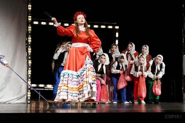 Divadlo A a Divadlo SHANTI, Prievidza: Príbeh alebo Nesieme vám novinu ©Milan Tarabčík