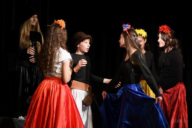 LDO pri ZUŠ Handlová: Pred úsvitom ©Milan Tarabčík