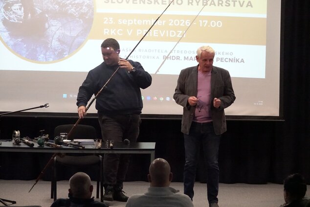Slavomír Uhlár
