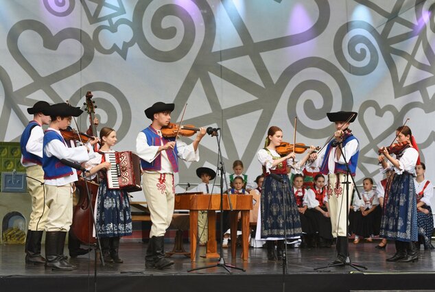 Mladé výhonky - Detská ľudová hudba DFS Malá Lubená Poluvsie ©Petra Obonova 13.6.2026