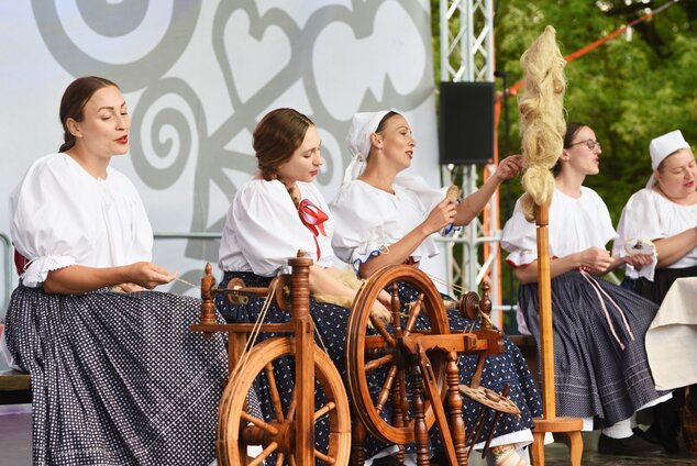 Program Medailón: FSk Bazalička Ráztočno - 10. výročie ©Petra Obonova