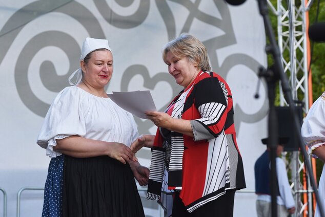 Odovzdanie pamätného listu - Martina Kovalčiková FSk Bazalička Ráztočno ©Petra Obonova 12.6.2026