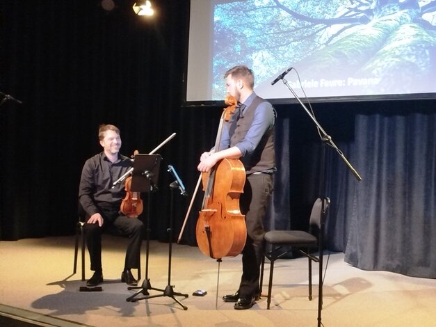 Andrej Baran – husle a Michal Haring – violončelo