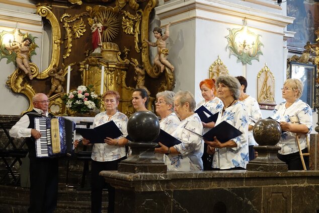 Festivalová prehliadka zborov: Spevácka skupina Borinka, Zemian. Kostoľany
