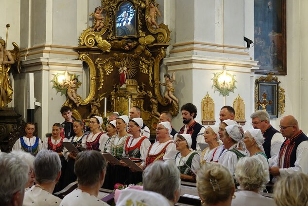Festivalová prehliadka zborov: Spevácka skupina Sielnica, Lazany