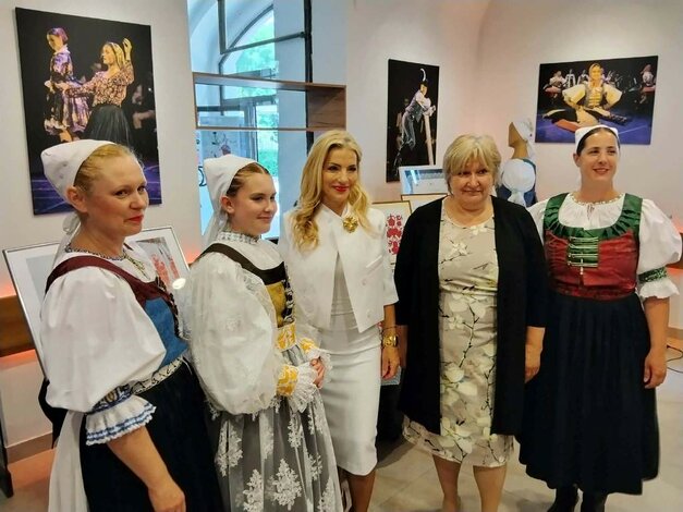 Výšivka z Nitrianskeho Pravna a okolia bola zapísaná do Reprezentatívneho zoznamu nehmotného kultúrneho dedičstva Slovenska