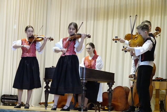 Detská ľudová hudba Drievna kapela Partizánske