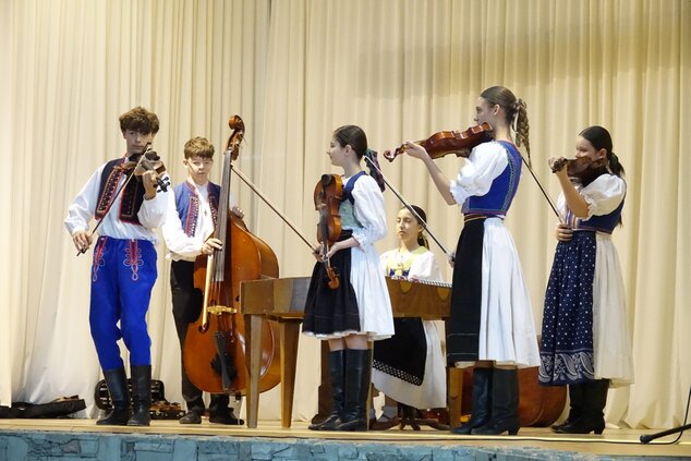 Detská ľudová hudba DFS Malý Vtáčnik Prievidza