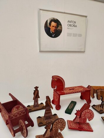 Anton Oboňa, kyjatické hračky (Lazany)