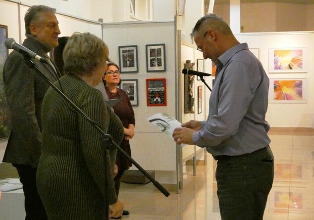Vernisáž výstavy výtvarné spektrum 2026 prievidza - P1000163