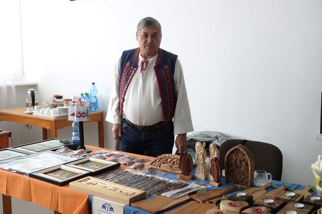 Majstri pravnianskej doliny: Kamil Znamenák - drevorezba olejomaľba