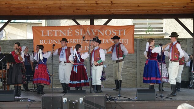 Folklórny súbor Zobor z Nitry