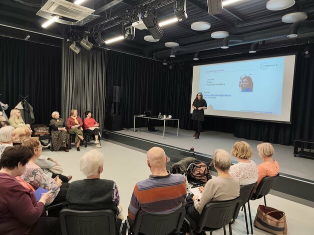 Výstava „spomienky v kufríku“ - 586113414_1310566184433225_8859150309087938082_n