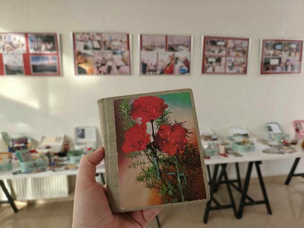 Výstava „spomienky v kufríku“ - 590831707_1319087343581109_9053546623247381739_n