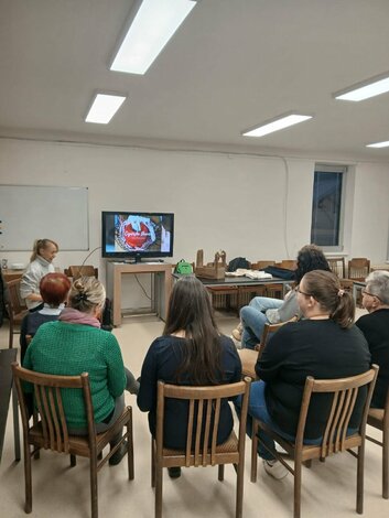 Zimné večery – cigánske tkanice - WhatsApp Image 2025-11-24 at 10.52.48