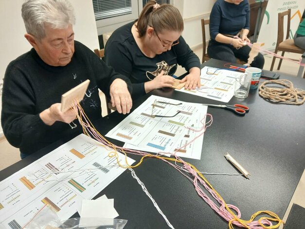 Zimné večery – cigánske tkanice - WhatsApp Image 2025-11-24 at 10.53.06