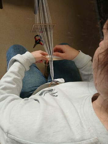 Zimné večery – cigánske tkanice - WhatsApp Image 2025-11-24 at 10.53.45