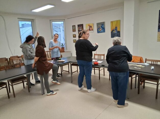 Zimne vecery - karetkovanie 5 Zimné večery – karetkovanie - Zimne vecery - karetkovanie 5