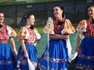 Hosť: folklórny súbor Karpaty z Bratislavy